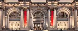 Il museo metropolitano d'arte situato sulla 5th avenue di New York City